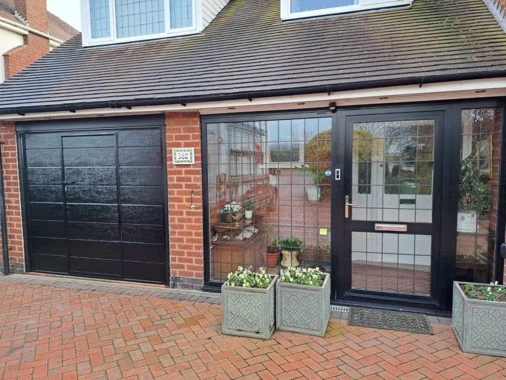 Large Rib Woodgrain Wicket Thermalift 45 Sectional Doors