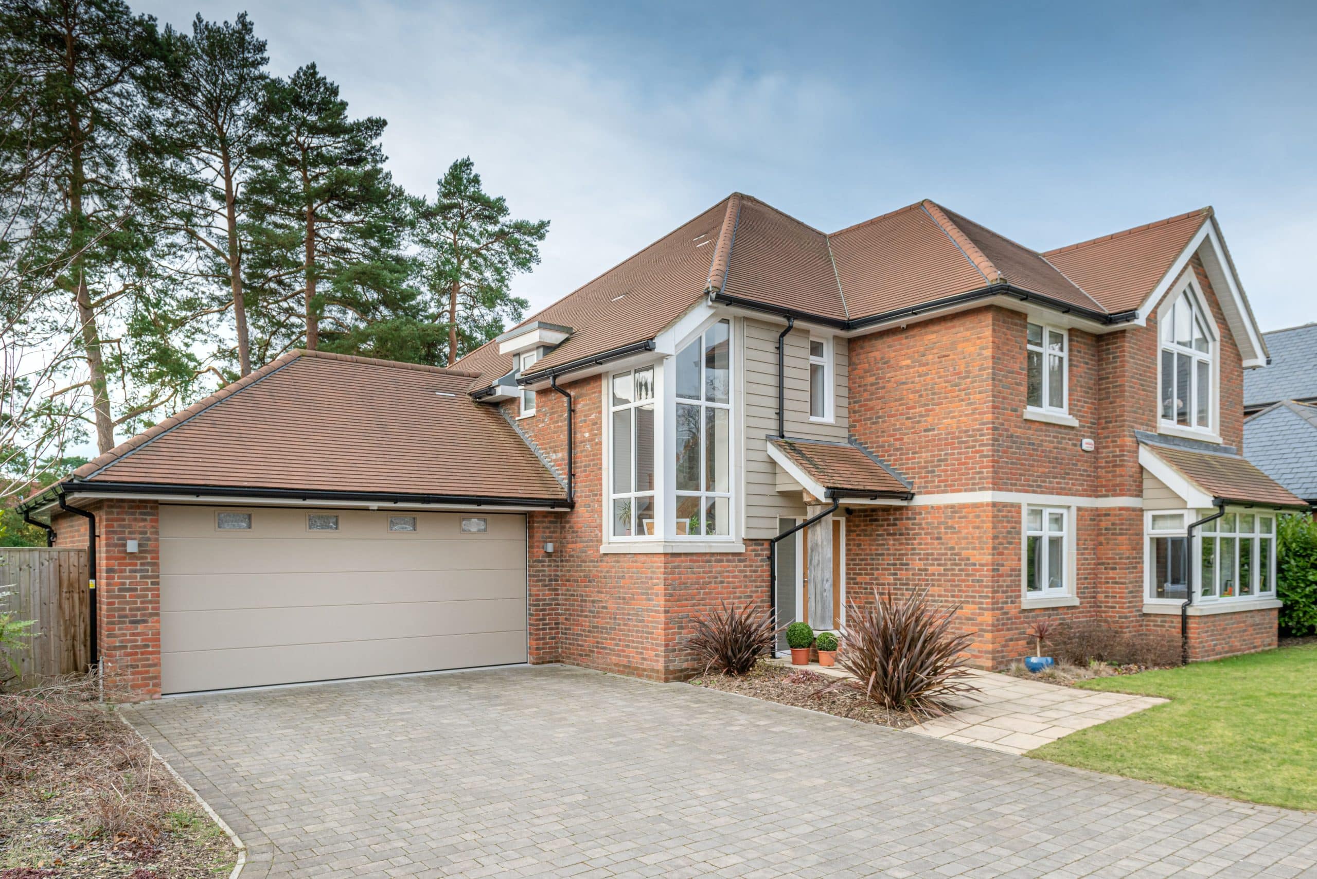 5 Best Garage Door Trends To Look Out For In 2026