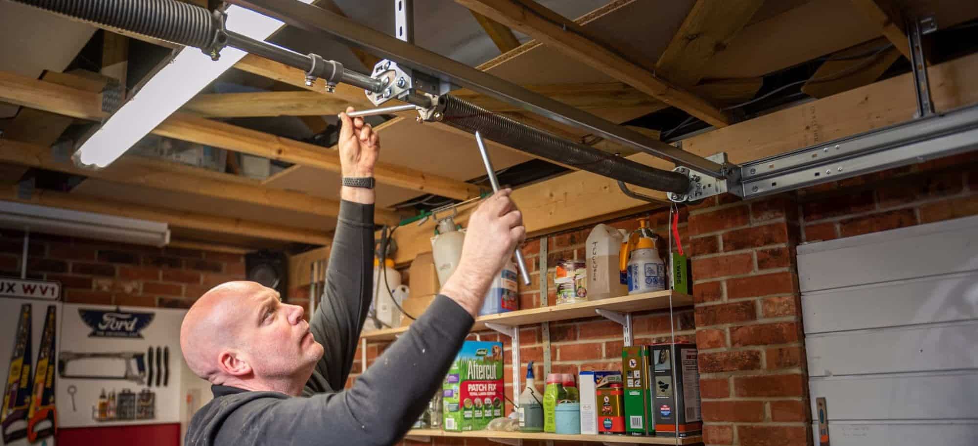 Winter Garage Door Maintenance Tips for UK Homeowners