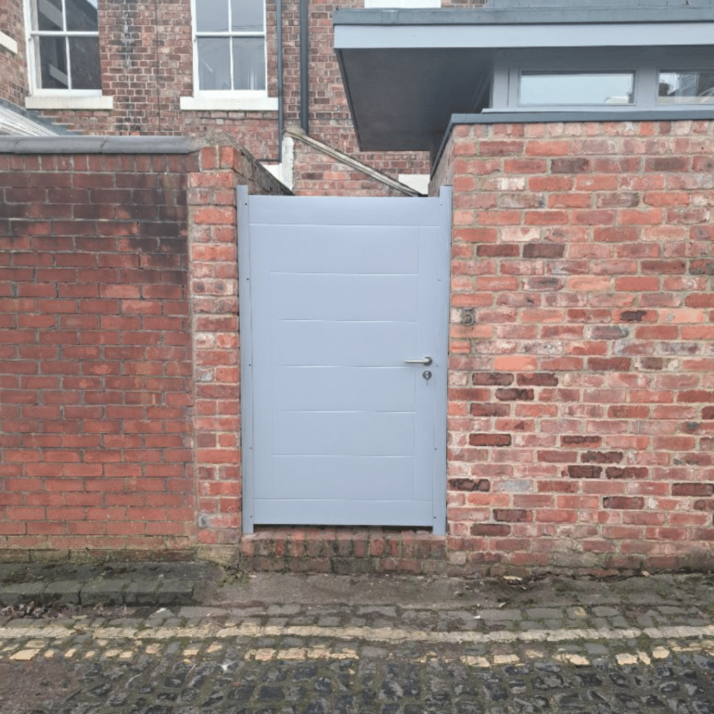 Cardale Gate Signal Grey