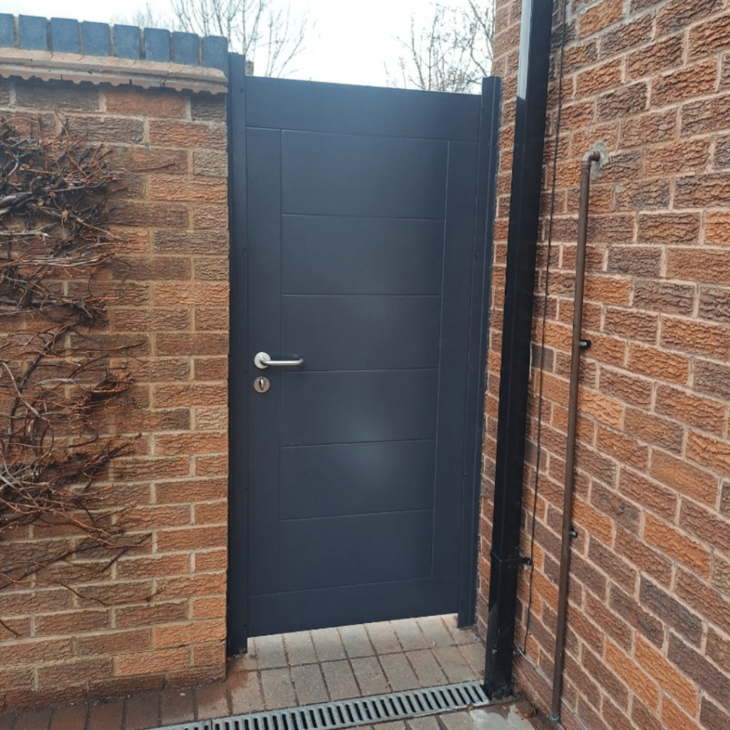Cardale Gate Anth Grey